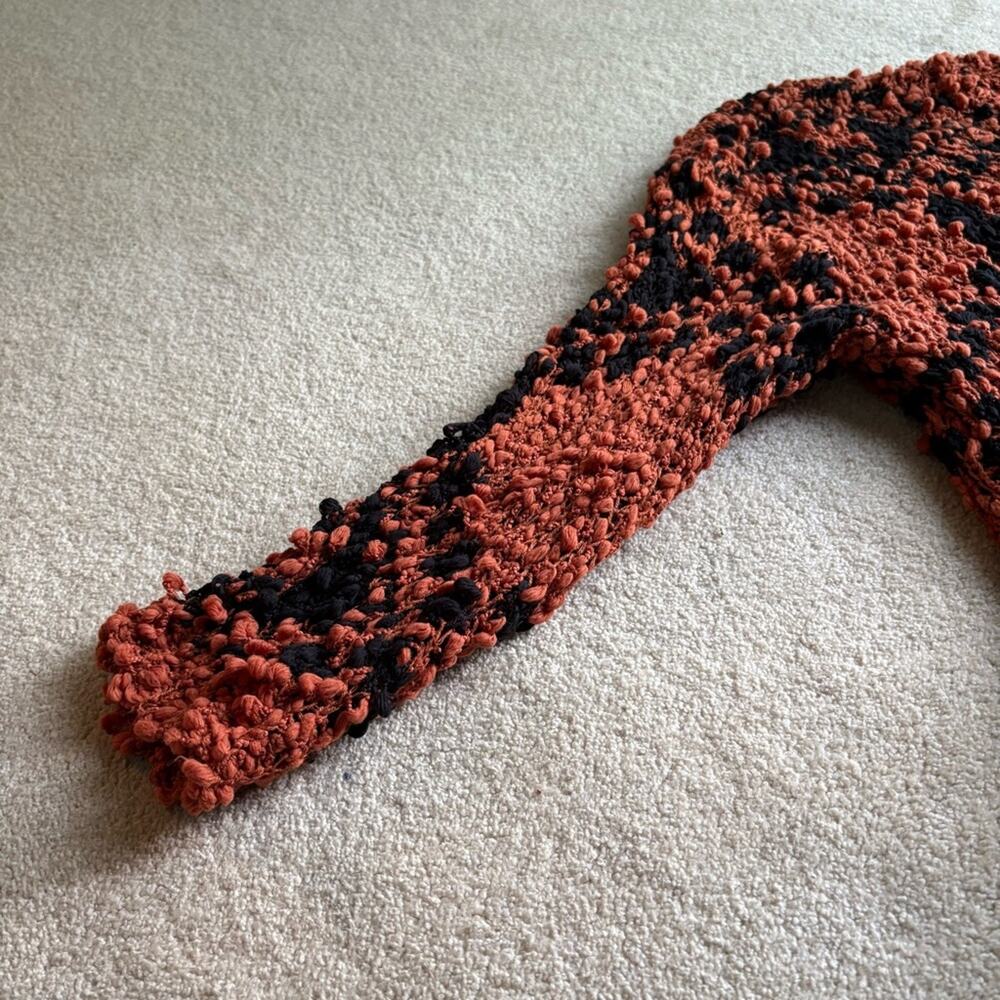 Haptics Elegant V-Neck Sweater - Rust and Black Size 1 X - Picture 5 of 6